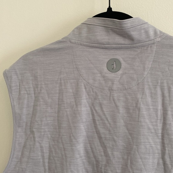 NWT Johnnie-O Men's Performance Vest - Caleb Golf Vest Gray Seal Size Large - Picture 7 of 7